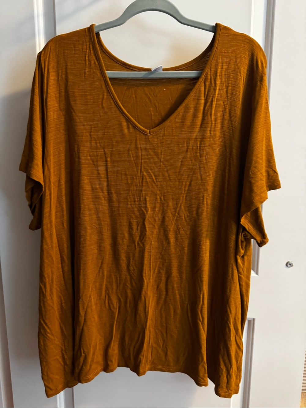 Old Navy V-Neck Short Sleeve Tee in Mustard Brown
